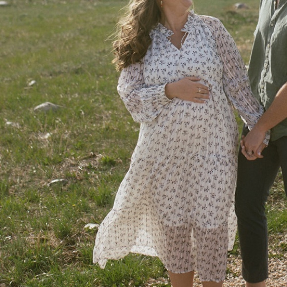 Motherhood Maternity White and Black Floral Long Sleeve Maxi Maternity Dress - Picture 2 of 11